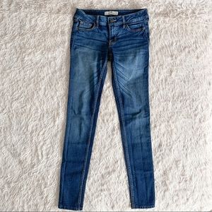 hollister co dark wash super skinny jeans